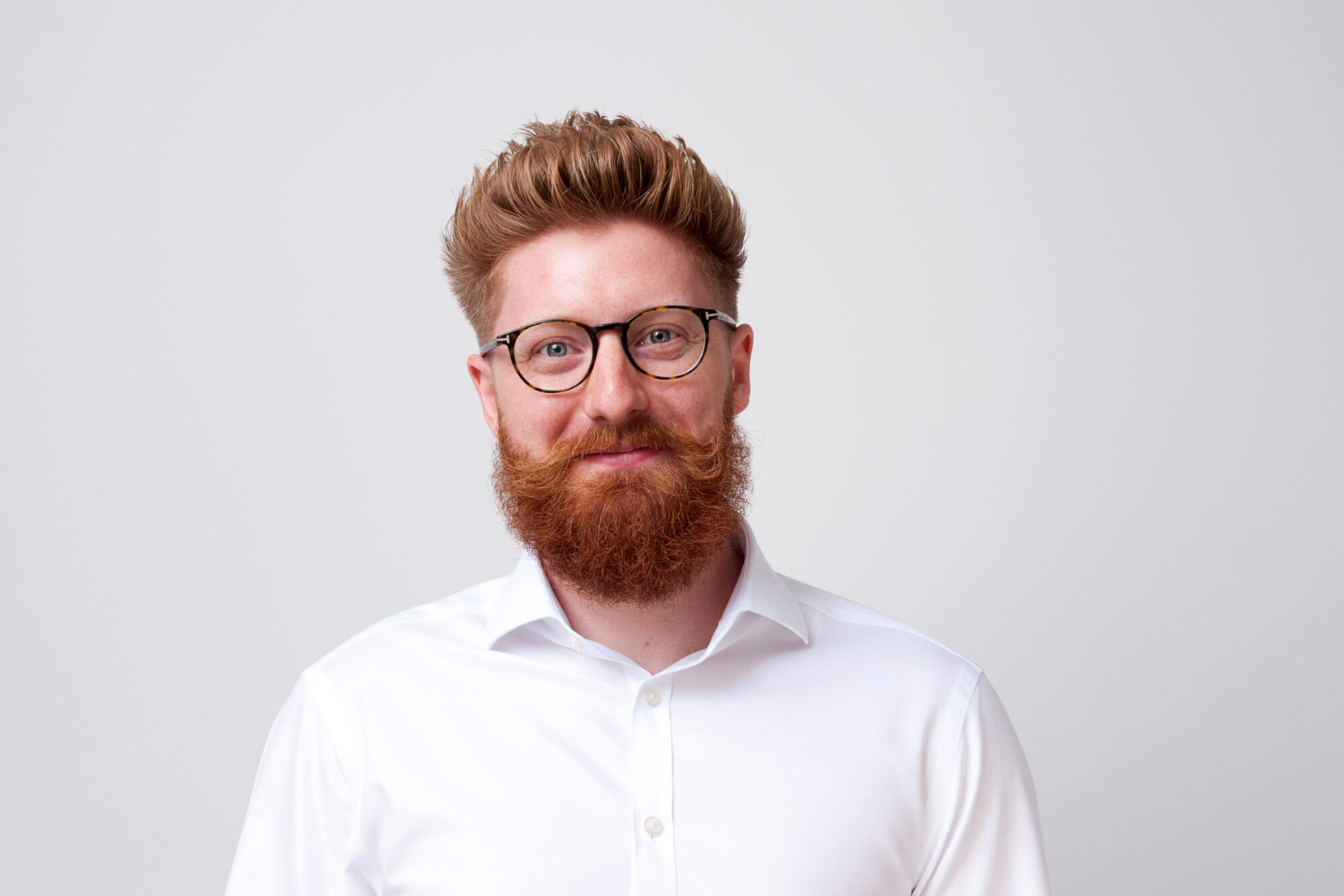 colour headshot of George Richings (Director at GiBe Finance)